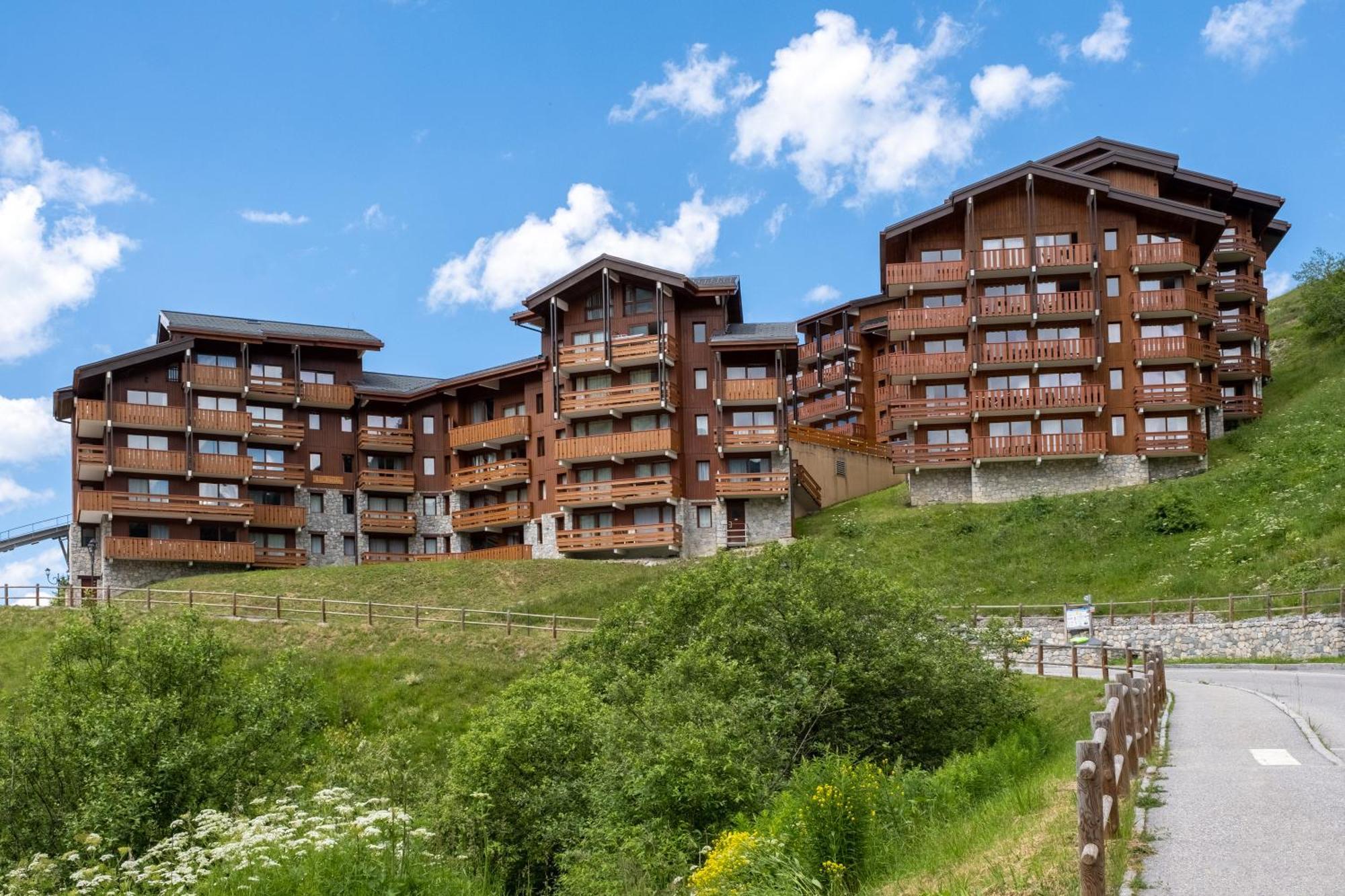 Residence Pierre & Vacances Premium Les Crets Les Allues Екстериор снимка