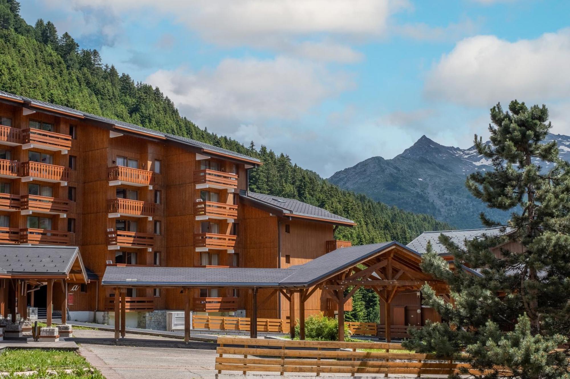 Residence Pierre & Vacances Premium Les Crets Les Allues Екстериор снимка